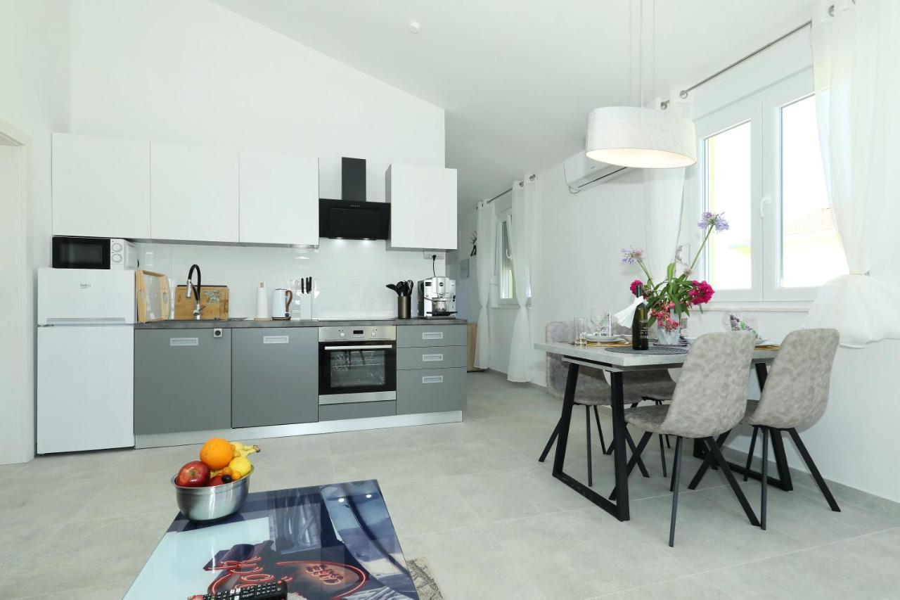 Apartment Gaby Božava Dış mekan fotoğraf